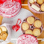 christmas-cookie-tins