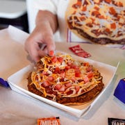 taco bell mexican pizza 2022
